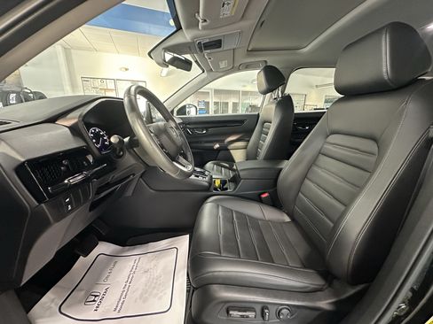 Used 2025 Honda CR-V EX-L image 10