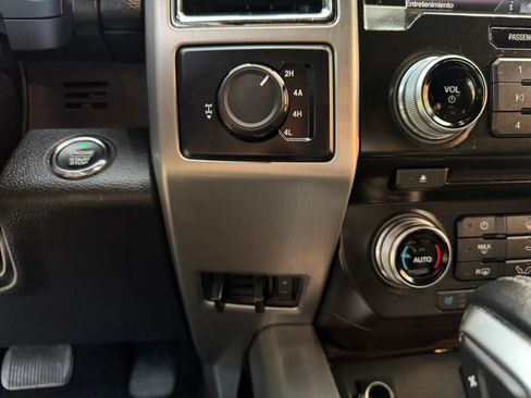 Used 2015 Ford F150 Platinum w/ FX4 Off-Road Package AWD/4WD image 42