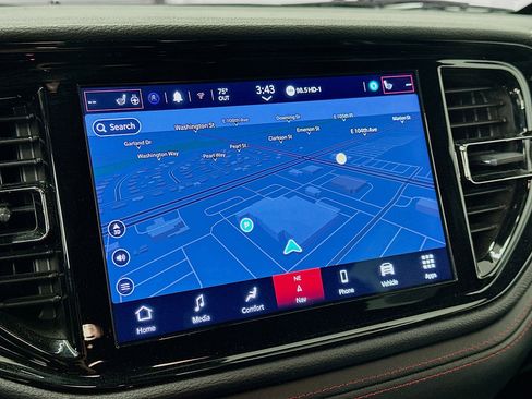 Used 2024 Dodge Durango GT image 22