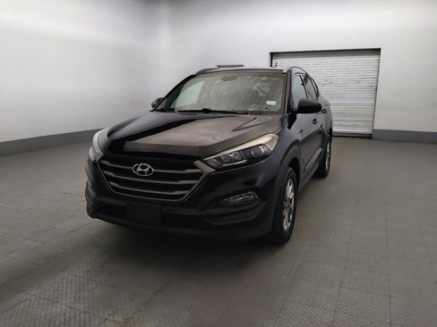 Used 2016 Hyundai Tucson SE w/ Option Group 02 AWD/4WD image 15