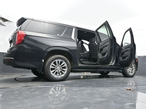 Used 2022 GMC Yukon XL SLT w/ SLT Luxury Package image 78