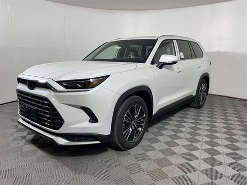 New 2026 Toyota Grand Highlander AWD Hybrid image 3