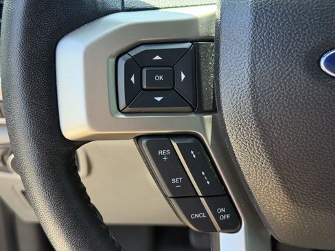 Used 2020 Ford F150 Lariat w/ Equipment Group 502A Luxury AWD/4WD image 16