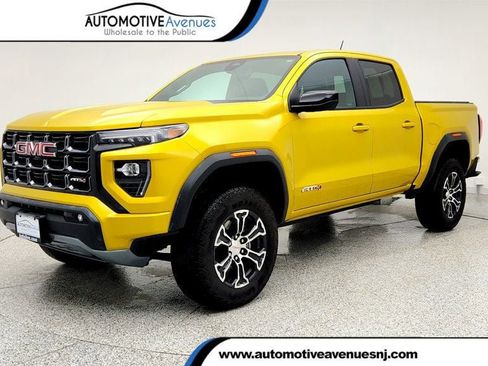Used 2023 GMC Canyon AT4 w/ AT4 Premium Package AWD/4WD image 1