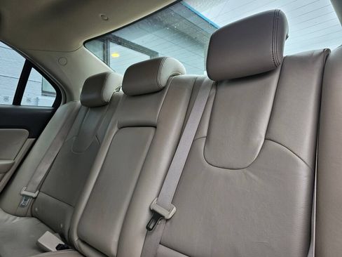 Used 2010 Ford Fusion SEL AWD/4WD image 17