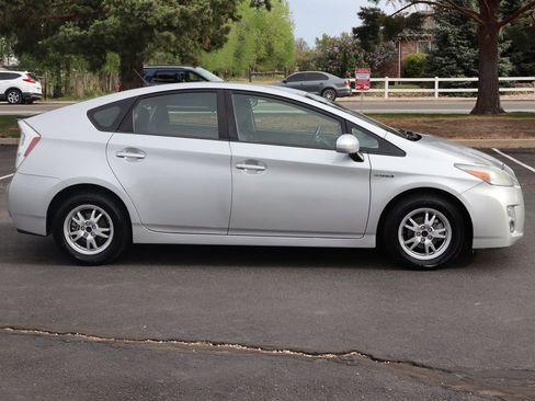 Used 2010 Toyota Prius Three FWD image 3