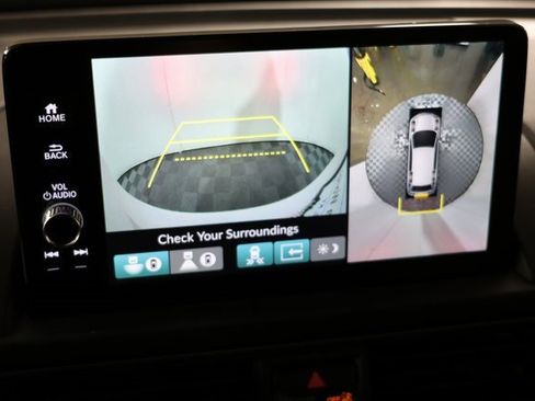 New 2025 Honda Pilot TrailSport image 15