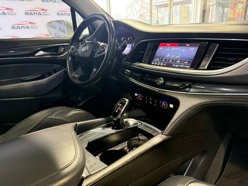Used 2020 Buick Enclave Essence image 48