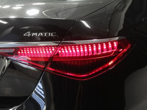 Used 2022 Mercedes-Benz S 580 4MATIC Sedan image 16