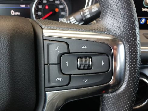 Used 2025 Chevrolet Blazer LT AWD/4WD image 32