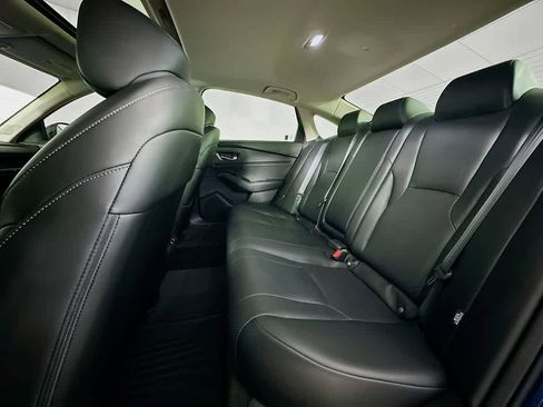 Used 2024 Honda Accord Touring image 14