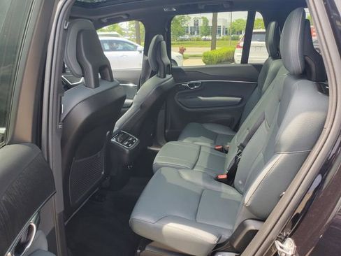 Used 2020 Volvo XC90 T6 Momentum w/ Protection Package AWD/4WD image 27