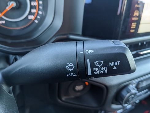 Certified 2025 Jeep Wrangler Sport image 44