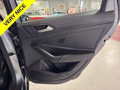 Used 2024 Volkswagen Jetta SE FWD image 32