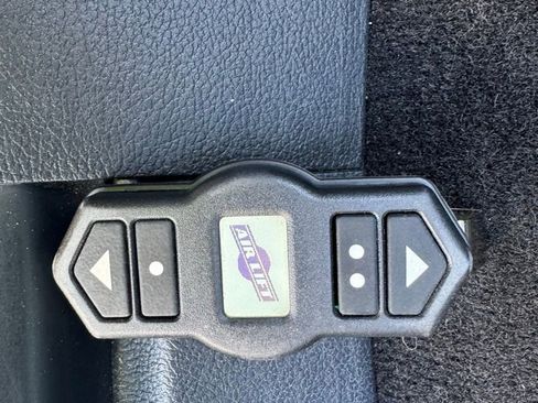 Used 2017 Ford F250 Platinum w/ Platinum Ultimate Package image 6