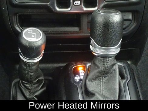 Used 2021 Jeep Wrangler Unlimited Sport image 37