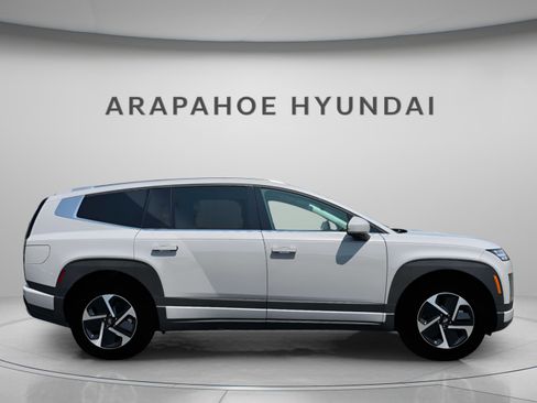 New 2026 Hyundai Ioniq 9 SE AWD/4WD image 9