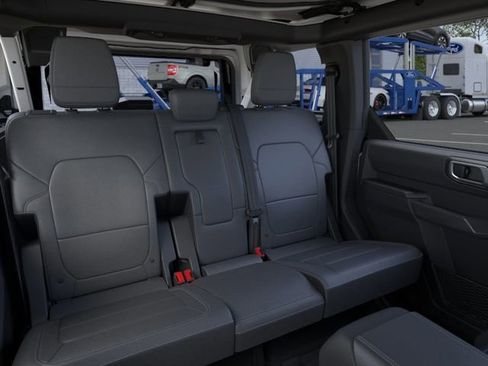 New 2026 Ford Bronco Outer Banks AWD/4WD image 13