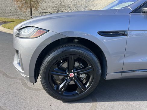 Used 2020 Jaguar F-PACE Checkered Flag image 13