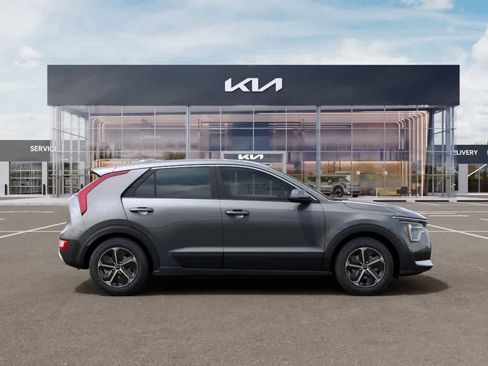 New 2026 Kia Niro LX FWD image 7