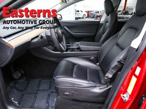 Used 2020 Tesla Model Y Performance image 14