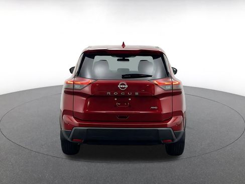 Used 2025 Nissan Rogue SV AWD/4WD image 14