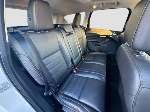 Used 2016 Ford Escape Titanium image 29