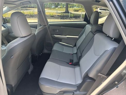 Used 2015 Toyota Prius V Five w/ Advanced Technology Package FWD image 31