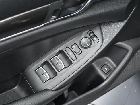 Used 2021 Honda Accord Sport image 10