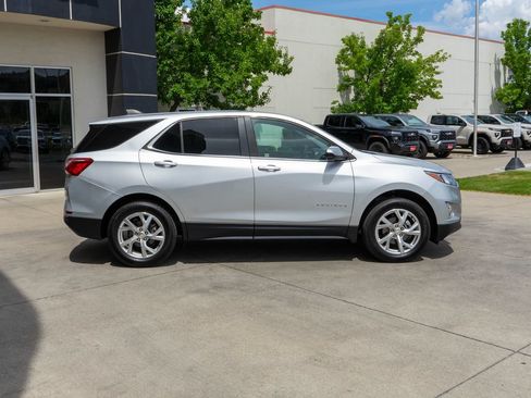 Used 2021 Chevrolet Equinox LT AWD/4WD image 8