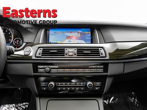Used 2015 BMW M5 RWD image 10