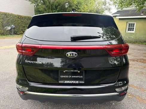Used 2022 Kia Sportage LX AWD/4WD image 8