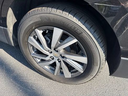 Used 2024 Chevrolet Equinox LT w/ LPO, Floor Liner Package FWD image 11