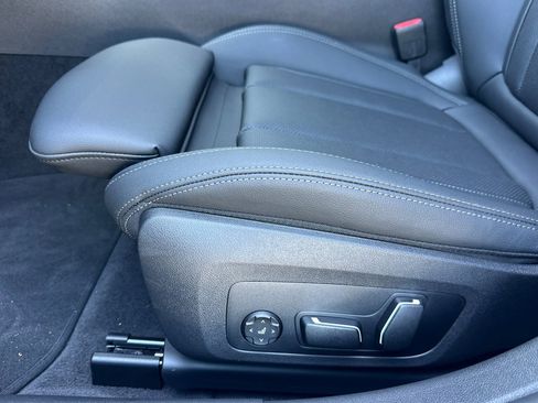 Used 2025 BMW i4 eDrive40 image 14