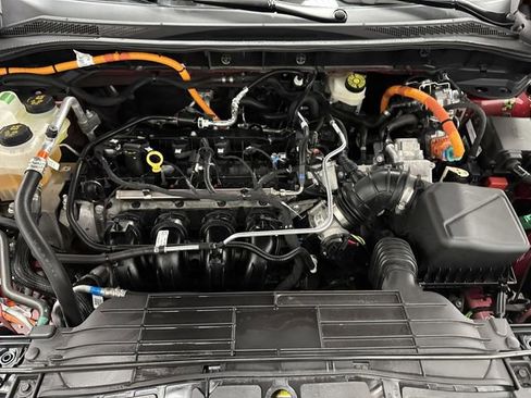 Used 2024 Ford Escape ST-Line Select w/ Tech Pack #2 image 36