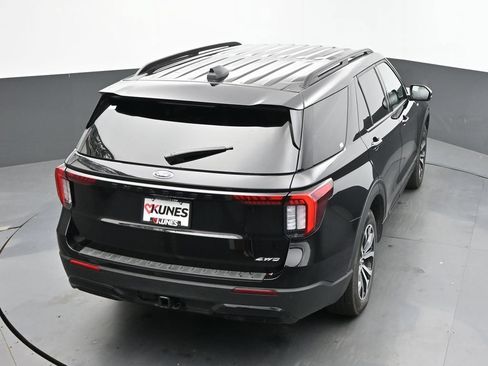 Used 2026 Ford Explorer ST-Line AWD/4WD image 30