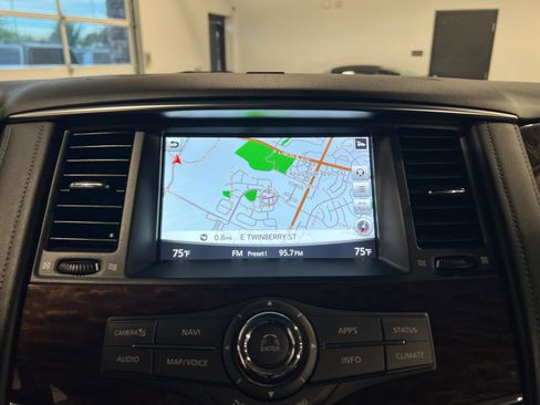 Used 2020 Nissan Armada Platinum w/ Interior Lighting Package AWD/4WD image 17