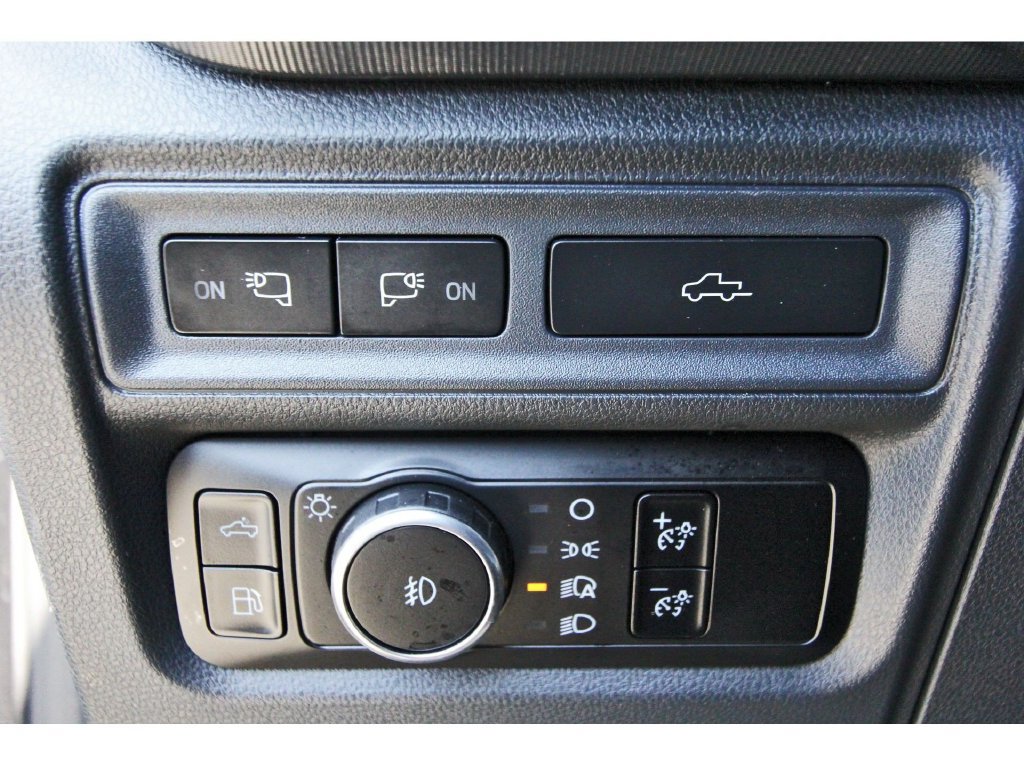 Certified 2023 Ford F150 Platinum w/ Equipment Group 701A High AWD/4WD image 24