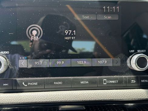 Used 2022 Honda Civic EX image 25