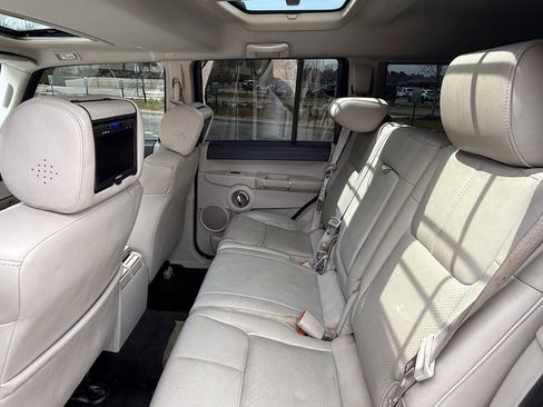 Used 2006 Jeep Commander Limited w/ Trailer Tow Group IV AWD/4WD image 18