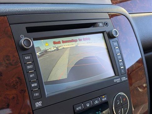 Used 2012 Chevrolet Tahoe LTZ image 12