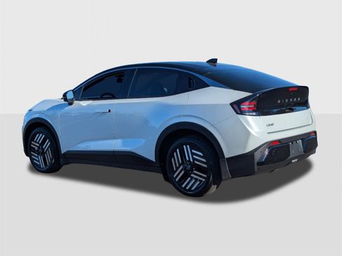 New 2026 Nissan Leaf SV+ image 3