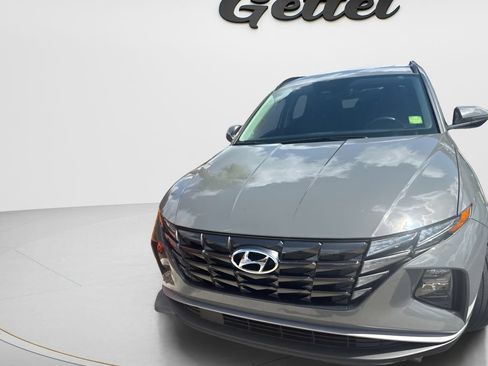 Used 2024 Hyundai Tucson SEL w/ Convenience Package FWD image 2
