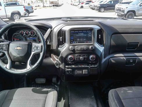 Used 2021 Chevrolet Silverado 1500 LT w/ Z71 Off-Road Package AWD/4WD image 12