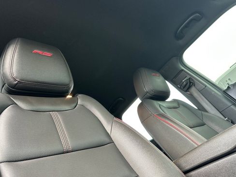 Used 2024 Chevrolet TrailBlazer RS w/ Driver Confidence Package image 19