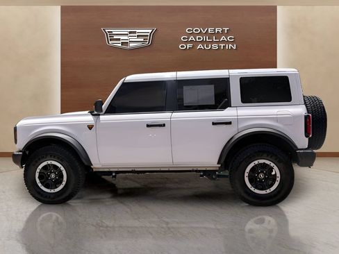 Used 2025 Ford Bronco Badlands w/ Sasquatch Package AWD/4WD image 2