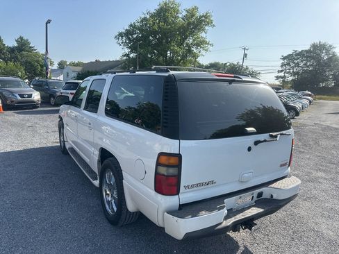 Used 2006 GMC Yukon XL Denali AWD/4WD image 3