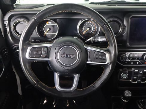 Used 2023 Jeep Wrangler Unlimited Sahara AWD/4WD image 33