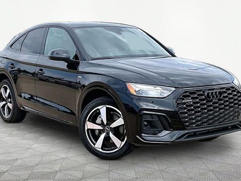 Used 2023 Audi Q5 2.0T Premium Plus w/ Premium Plus Package AWD/4WD image 11