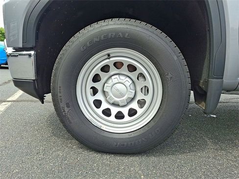 Certified 2025 GMC Sierra 1500 Pro w/ Pro Value Package image 28